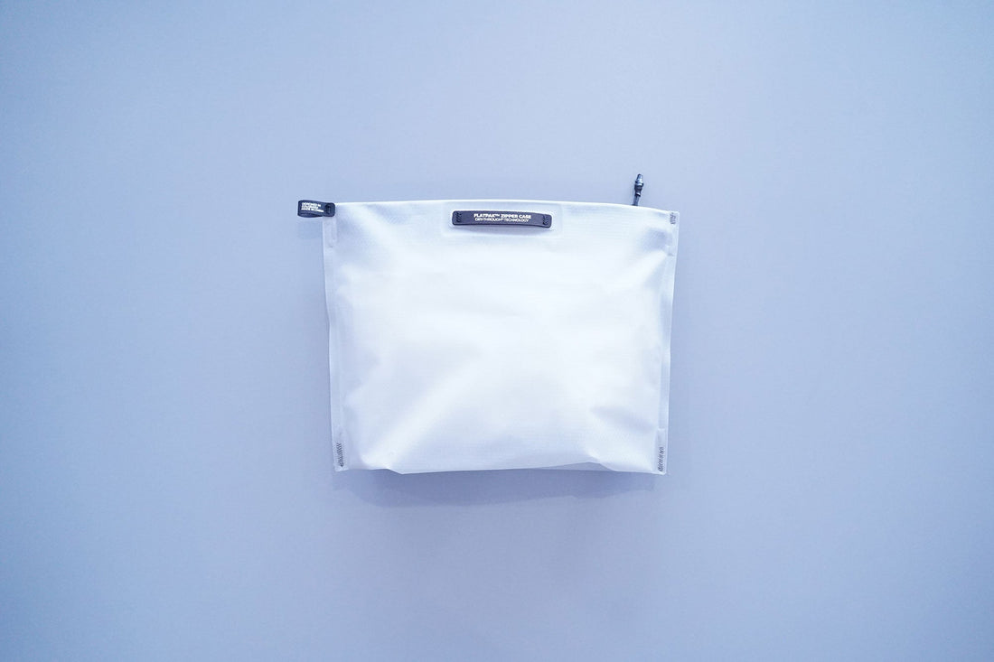 Matador "Flatpak Zipper Toiletry Case" | 濡れた道具を入れても中身が乾く便利な収納ポーチ