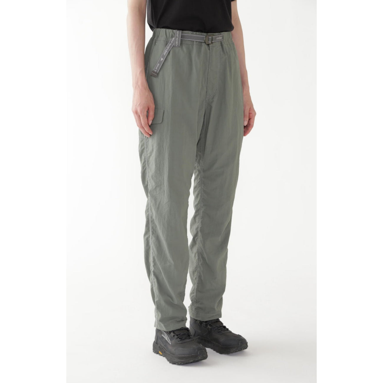 andwander(アンドワンダー) Ny taffeta hiker pants 5745152047