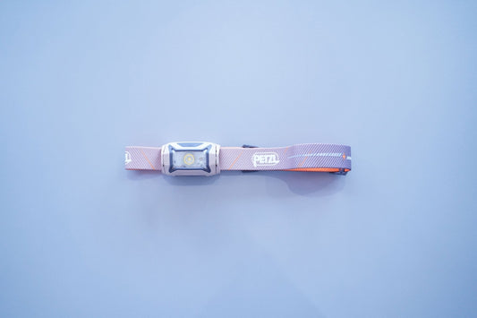 PETZL "Tikka Core" | 山の定番ヘッドライトのスペックと使い方