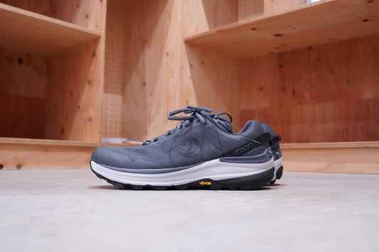 TOPO Athletic "Traverse" | 歩くを目的に設計されたTOPOのハイキングシューズ