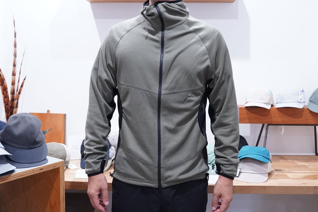CAYL "Live Wool Zip Up" | 秋冬の行動に使いやすいミドルレイヤー