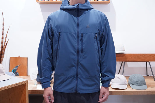STATIC "Pursuit LT Hoody" | 秋冬の行動に適した薄手のソフトシェルジャケット