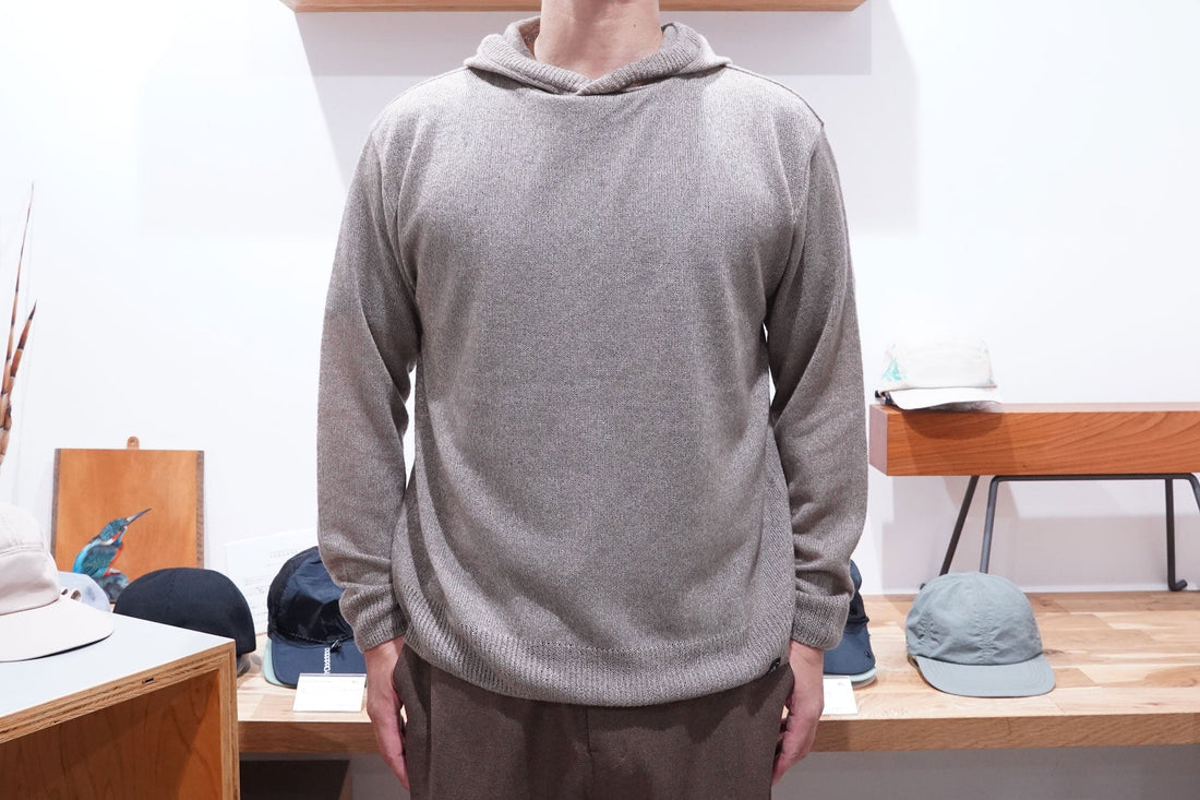 STATIC "ROAR Relax Hoody" | しっかり歩く山にも、日常にも使いやすい快適なミドルレイヤー