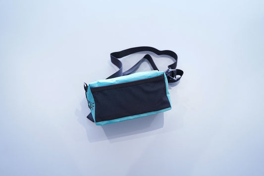 Lite AF "Printed Dyneema Feather Weight Fanny Pack" | アクティビティのお供に快適なフロントバッグ