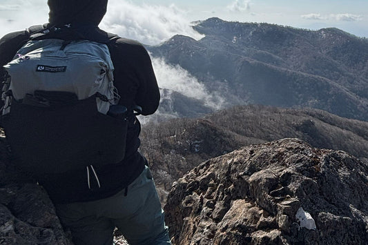 GOSSAMER GEAR "Grit 28" | 冒険的な時間のお供に愛用している道具