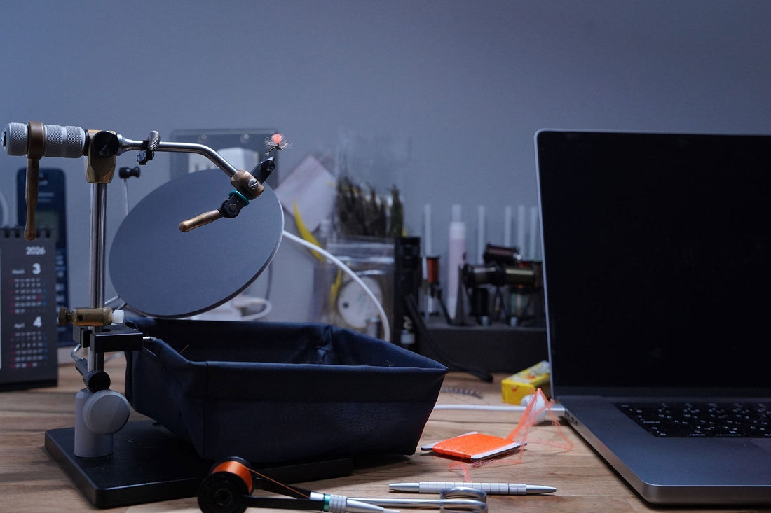 FLY FISHING | 雨の休日のタイイング