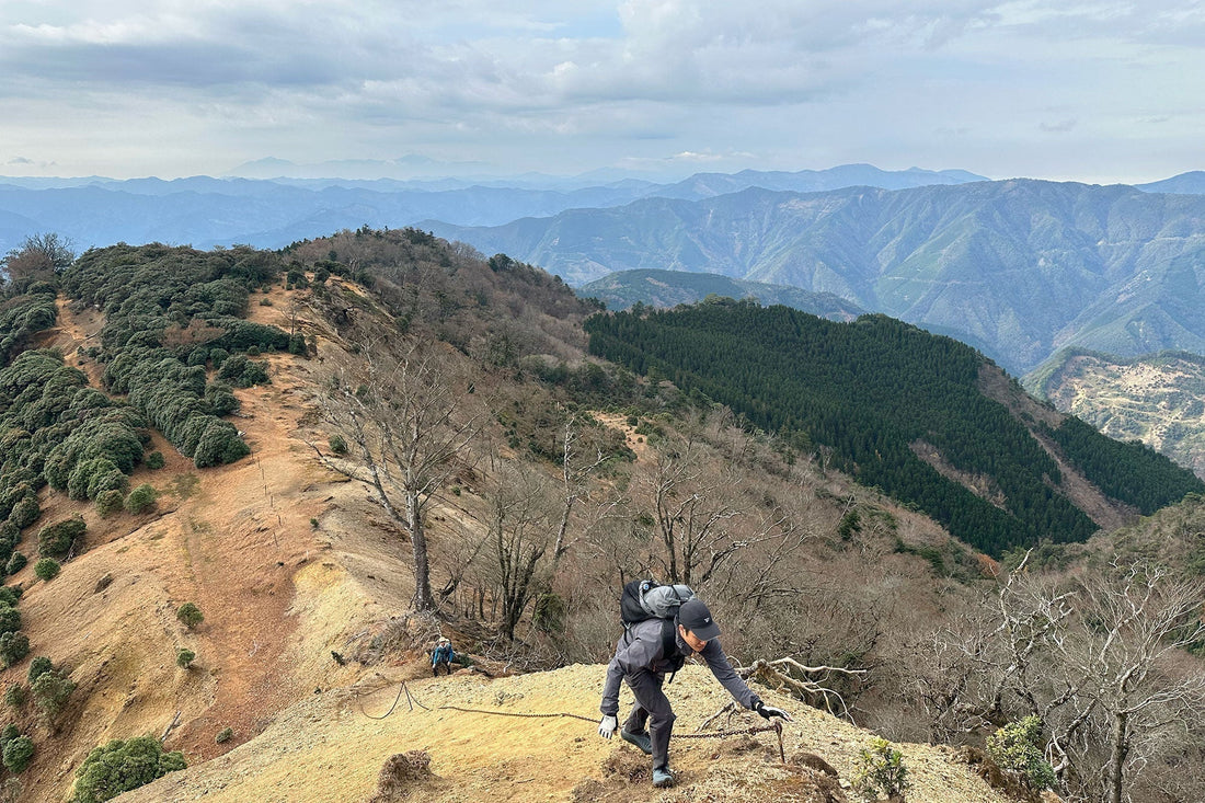 石堂山-樋口山(宮崎県西米良村・西都市)を歩く | お客さまと石堂山1合目から樋口山へ