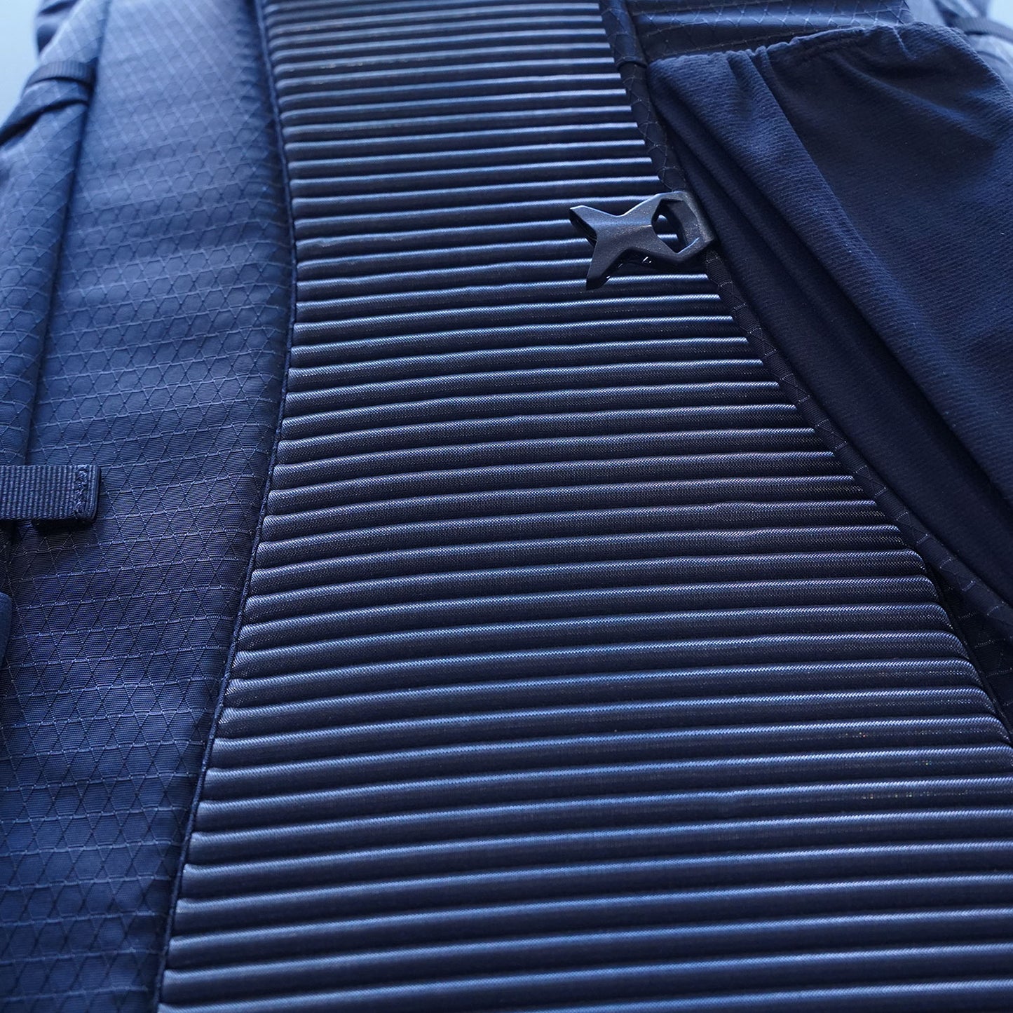 GOSSAMER GEAR(ゴッサマーギア) Vagabond Jet R