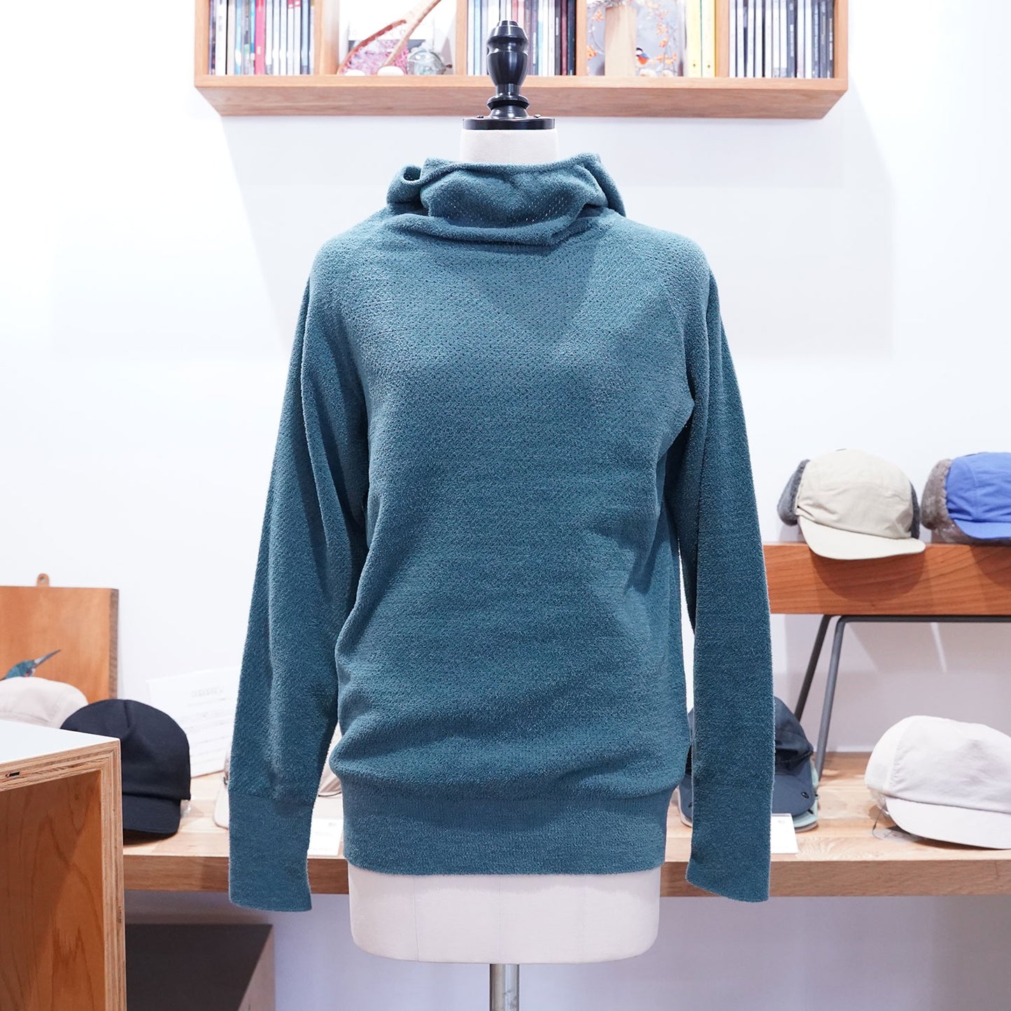 GOLDWIN(ゴールドウイン) Mesh Pile Hoodie GM35300